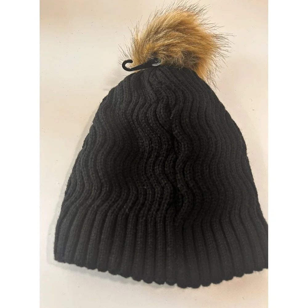 Women's Chunky Knit Winter Beanie with Pompom Ribbed Cap Black‎ Faux Fur Lining